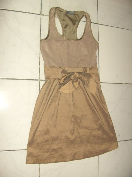 Vestido dourado