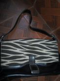 Bolsa com detalhe de zebra